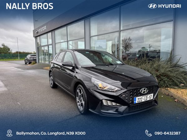 Hyundai i30 Hatchback, Petrol, 2022, Black
