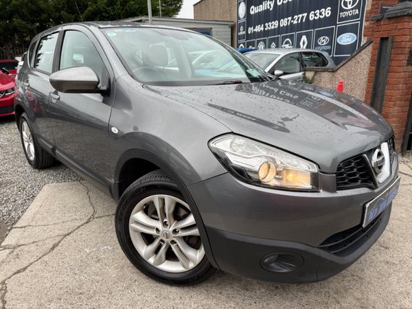 Nissan Qashqai SUV, Petrol, 2012, Grey