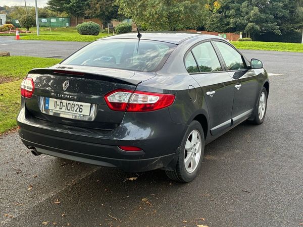 Renault Fluence Saloon, Diesel, 2011, Grey