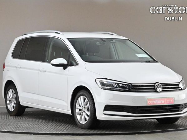 Volkswagen Touran MPV, Petrol, 2017, White