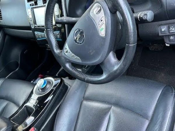 Nissan Leaf Hatchback, Electric, 2015, Grey