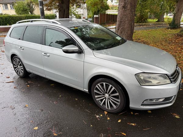 Volkswagen Passat Estate, Diesel, 2011, Silver