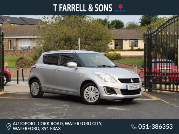 Suzuki Swift Hatchback, Petrol, 2015, Silver