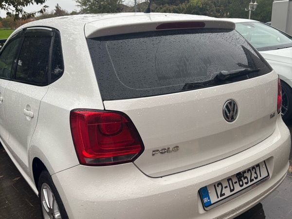 Volkswagen Polo Hatchback, Petrol, 2012, White