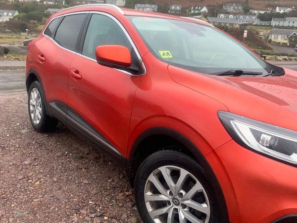 Renault Kadjar SUV, Diesel, 2016, Red