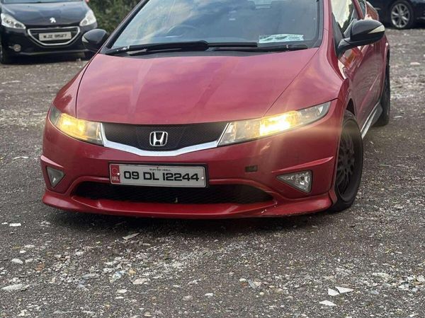 Honda Civic Hatchback, Diesel, 2009, Red