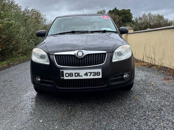 Skoda Fabia Hatchback, Petrol, 2008, Black