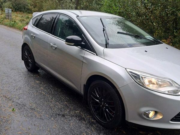 Ford Focus Hatchback, Diesel, 2012, Silver
