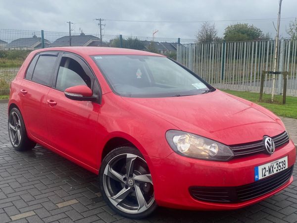 Volkswagen Golf Hatchback, Diesel, 2012, Red