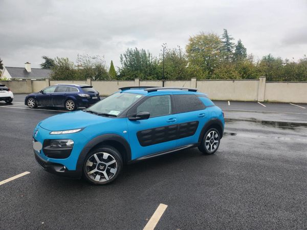 Citroen C4 Cactus Hatchback, Diesel, 2017, Blue