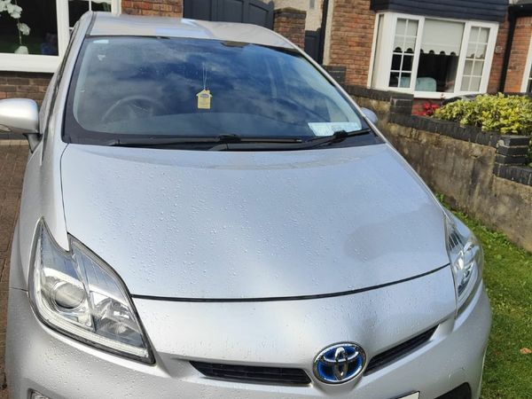 Toyota Prius Hatchback, Petrol Hybrid, 2015, Silver