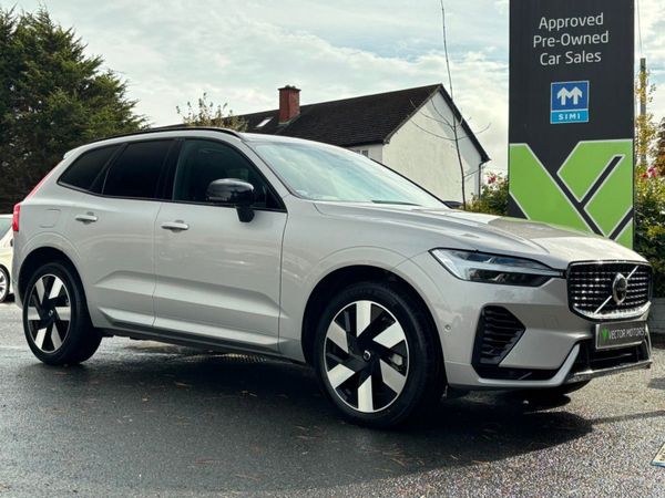 Volvo XC60 SUV, Petrol Plug-in Hybrid, 2024, Silver