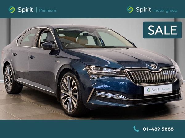 Skoda Superb Saloon, Petrol Plug-in Hybrid, 2022, Blue