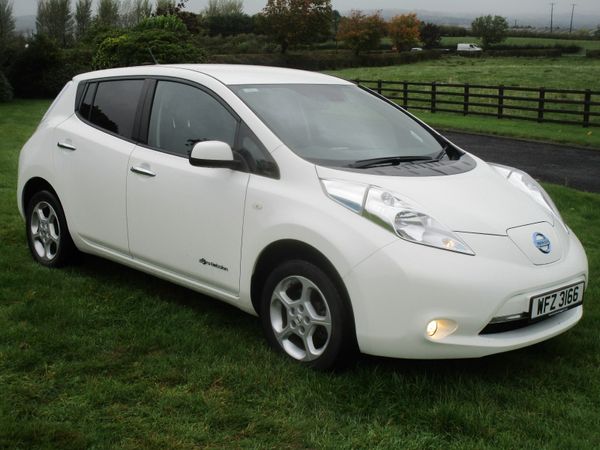Nissan Leaf Hatchback, Electric, 2015, White