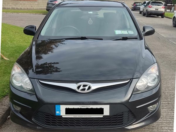 Hyundai i30 Hatchback, Diesel, 2011, Black