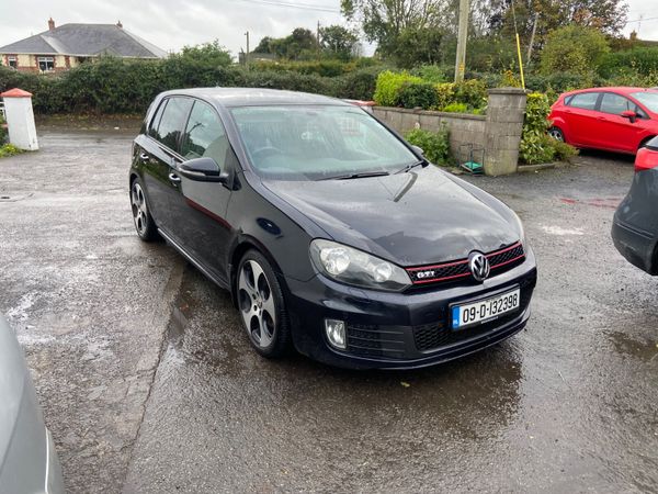 Volkswagen Golf Hatchback, Petrol, 2009, Black