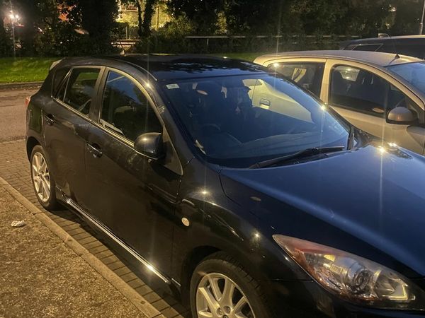 Mazda Mazda3 Hatchback, Diesel, 2013, Black