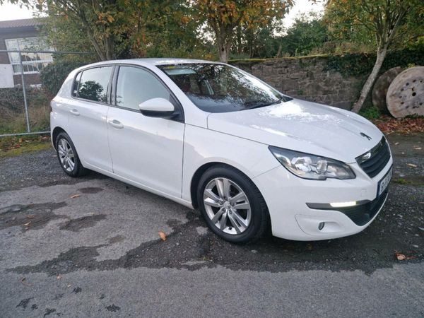 Peugeot 308 Hatchback, Diesel, 2016, White