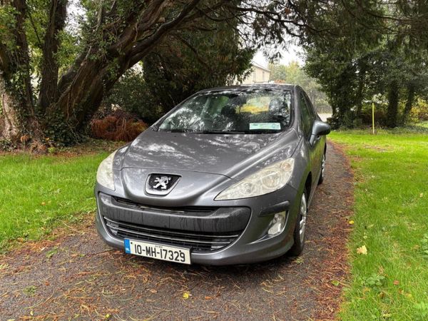 Peugeot 308 Hatchback, Diesel, 2010, Grey