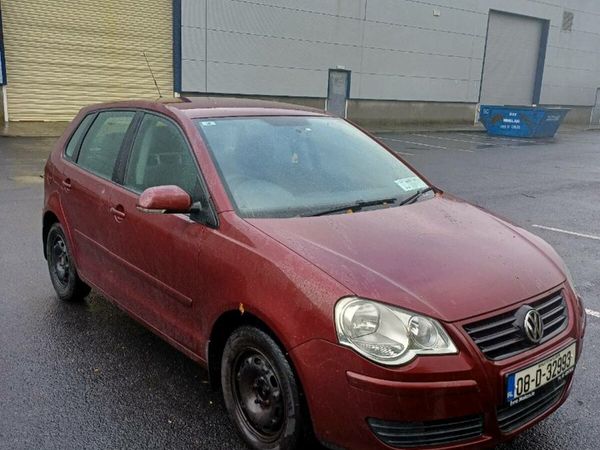 Volkswagen Polo Hatchback, Petrol, 2008, Red