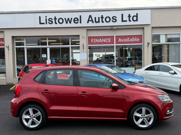 Volkswagen Polo Hatchback, Petrol, 2016, Red