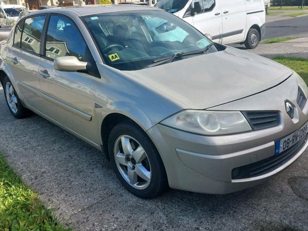 Renault Megane Saloon, Diesel, 2008, Gold