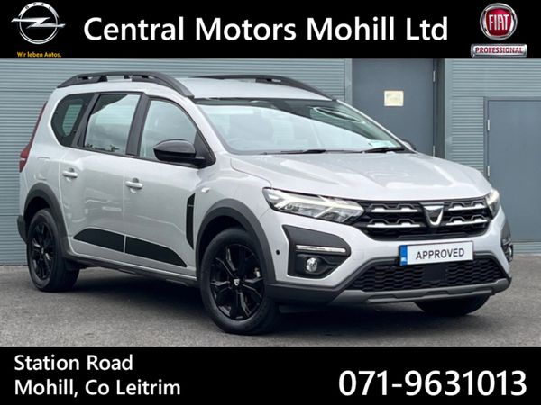 Dacia Jogger MPV, Petrol, 2023, Grey