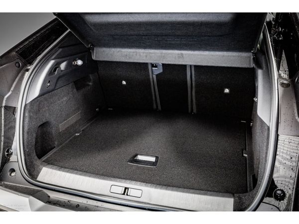 Peugeot 3008 SUV, Petrol Hybrid, 2025, Black