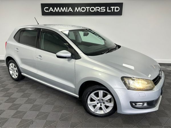 Volkswagen Polo Hatchback, Petrol, 2014, Silver