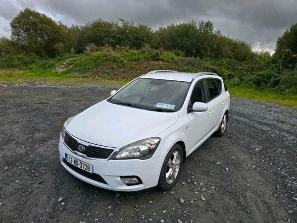 Kia Ceed Estate, Diesel, 2012, White