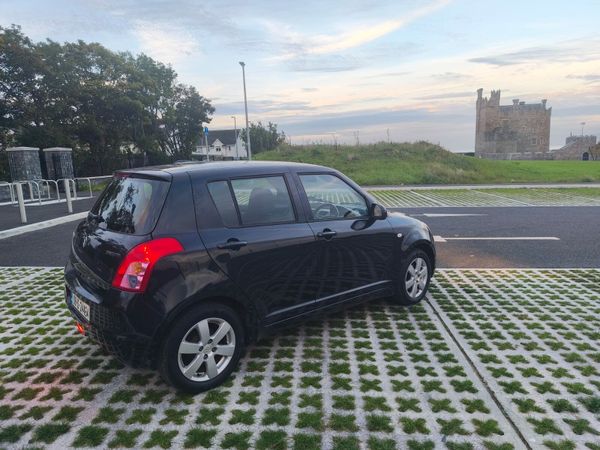 Suzuki Swift Hatchback, Petrol, 2008, Black