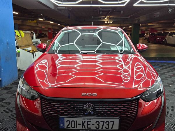Peugeot 208 Hatchback, Electric, 2020, Red