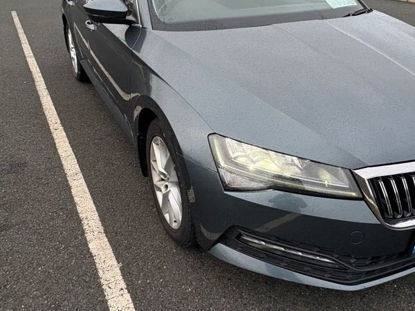 Skoda Superb Saloon, Diesel, 2021, Grey