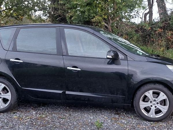 Renault Scenic MPV, Diesel, 2012, Black