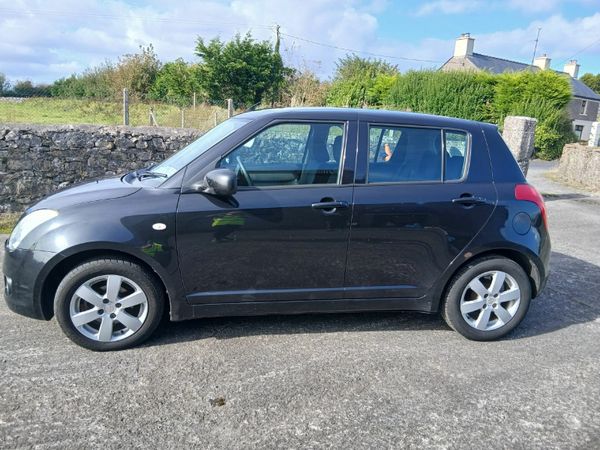 Suzuki Swift Hatchback, Petrol, 2008, Black
