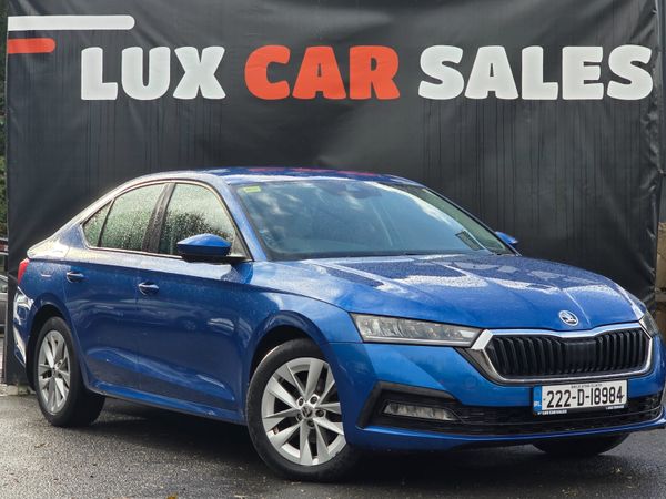 Skoda Octavia Saloon, Diesel, 2022, Blue