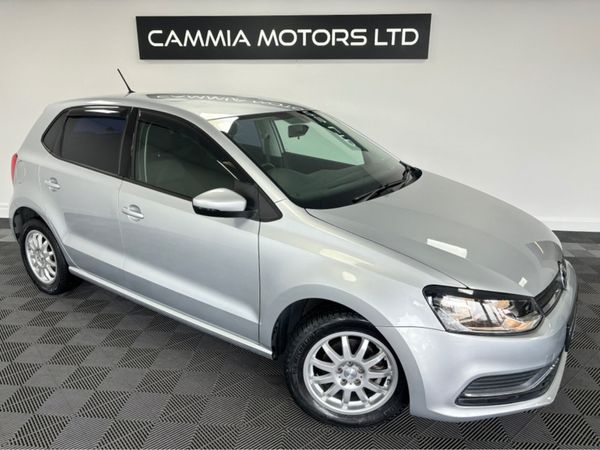Volkswagen Polo Hatchback, Petrol, 2015, Silver