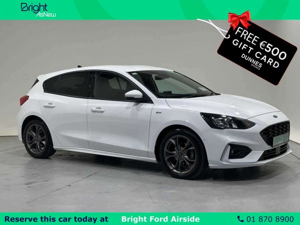 Ford Focus Hatchback, Petrol Hybrid, 2022, White