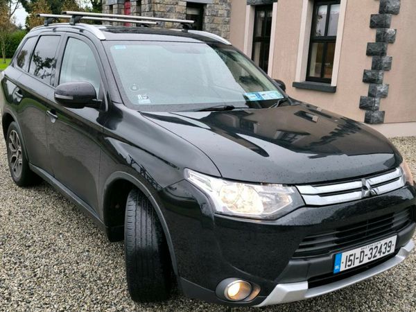 Mitsubishi Outlander SUV, Diesel, 2015, Black