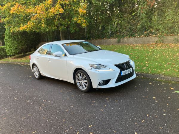 Lexus IS Saloon, Petrol Hybrid, 2013, White