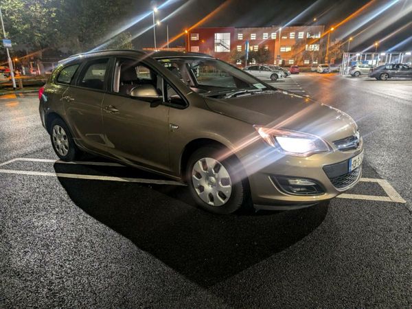 Opel Astra Estate, Diesel, 2013, Bronze