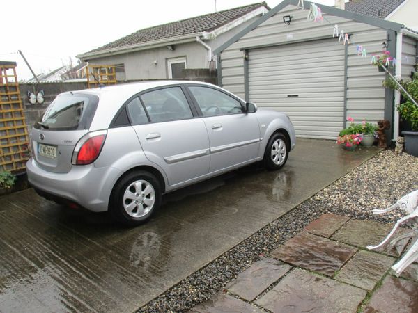 Kia Rio Hatchback, Diesel, 2010, Silver