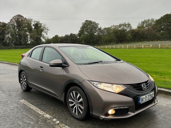 Honda Civic Hatchback, Diesel, 2014, Beige