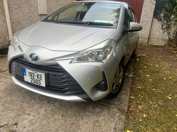 Toyota Vitz Hatchback, Petrol Hybrid, 2019, Silver