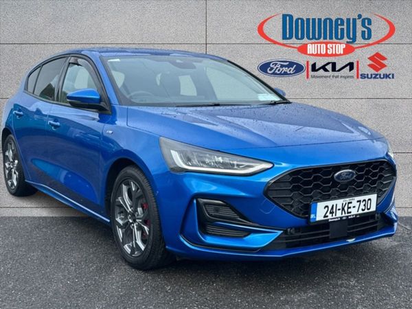 Ford Focus Hatchback, Petrol, 2024, Blue