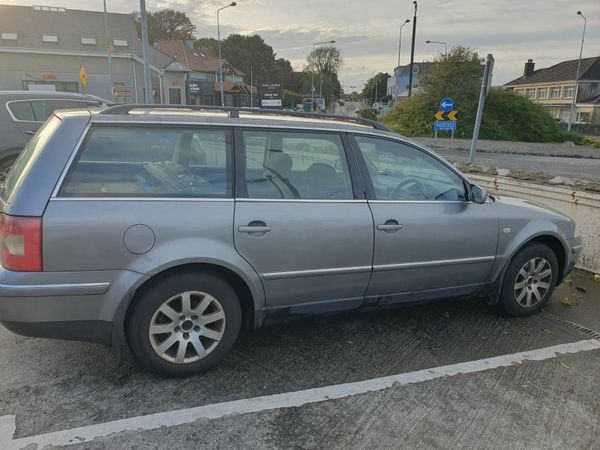 Volkswagen Passat Estate, Diesel, 2003, Grey