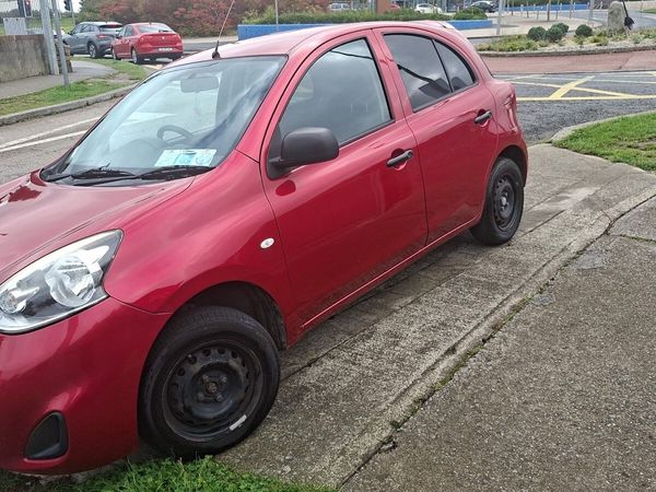 Nissan Micra Hatchback, Petrol, 2015, Red