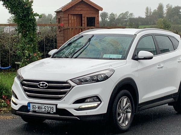 Hyundai Tucson SUV, Diesel, 2016, White