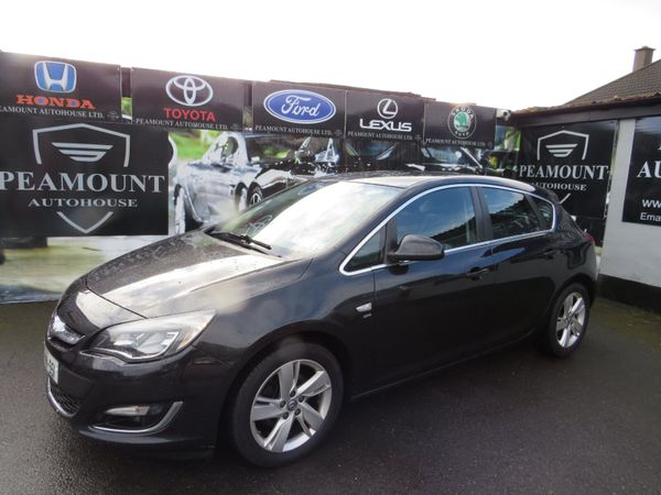 Vauxhall Astra Hatchback, Diesel, 2014, Black