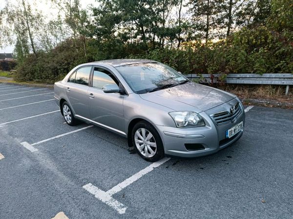 Toyota Avensis Saloon, Petrol, 2008, Grey